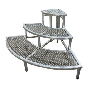 3 Step Quarter Round Display Bench